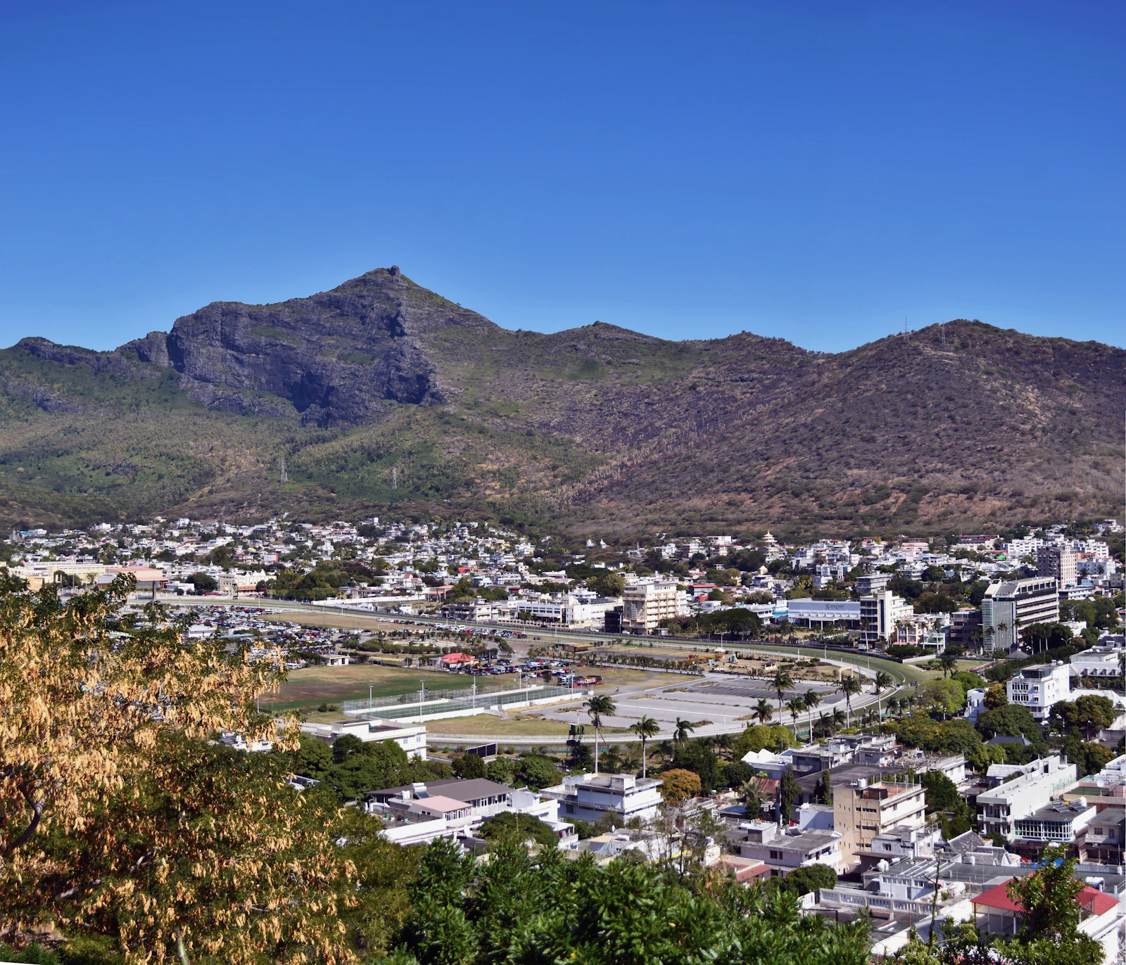 Port Louis, Mauritius photo 6 by Oosman Exptal.