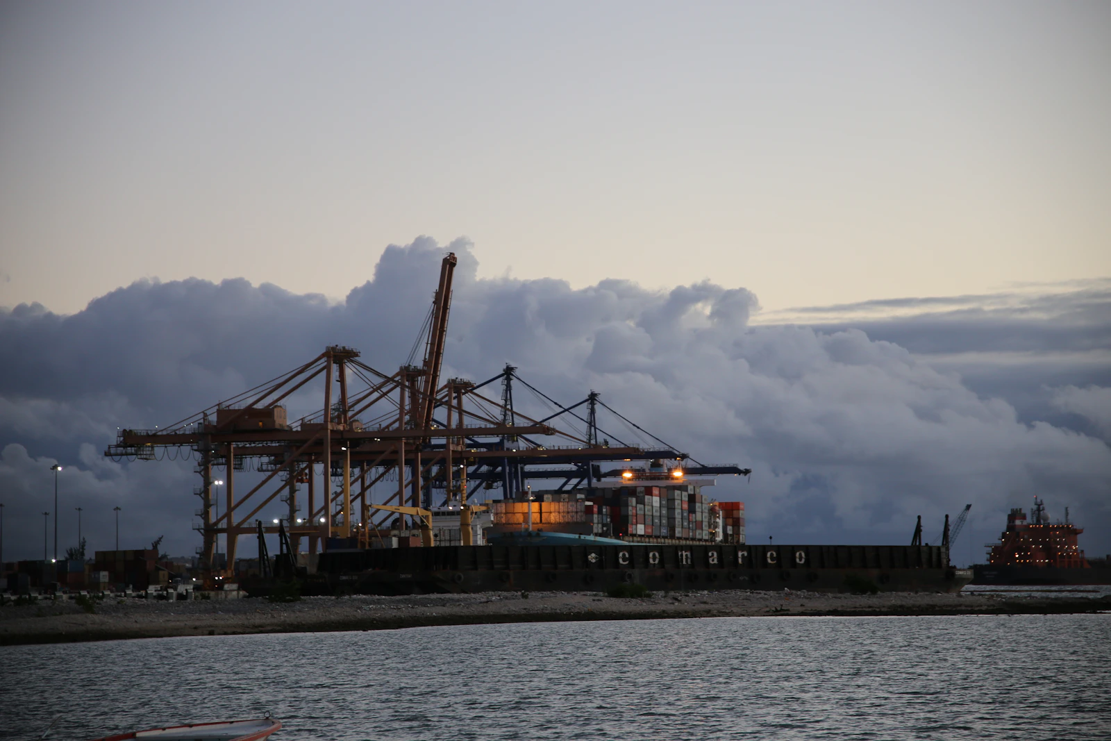 Port Louis, Mauritius photo 5 by Yannick Sookree