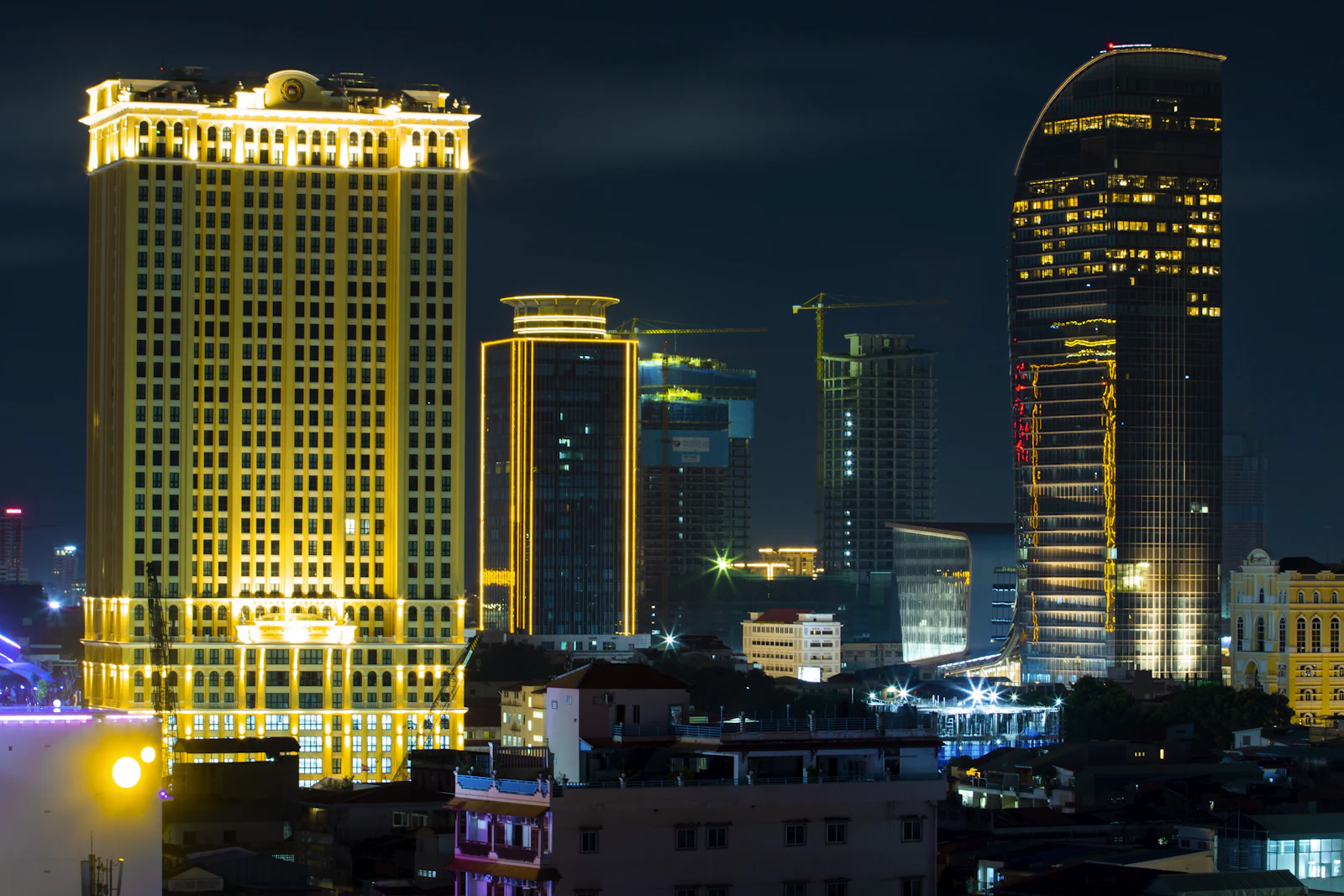 Phnom Penh, Cambodia photo 29 by Kim Eang Eng
