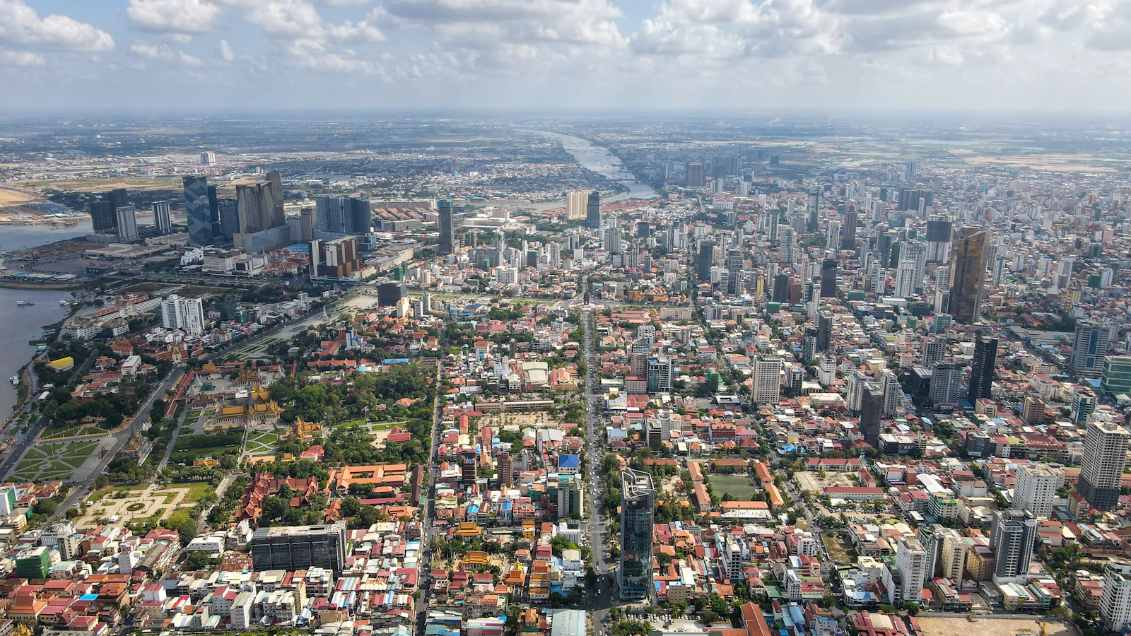 Phnom Penh, Cambodia photo 17 by SethiZelo Phat