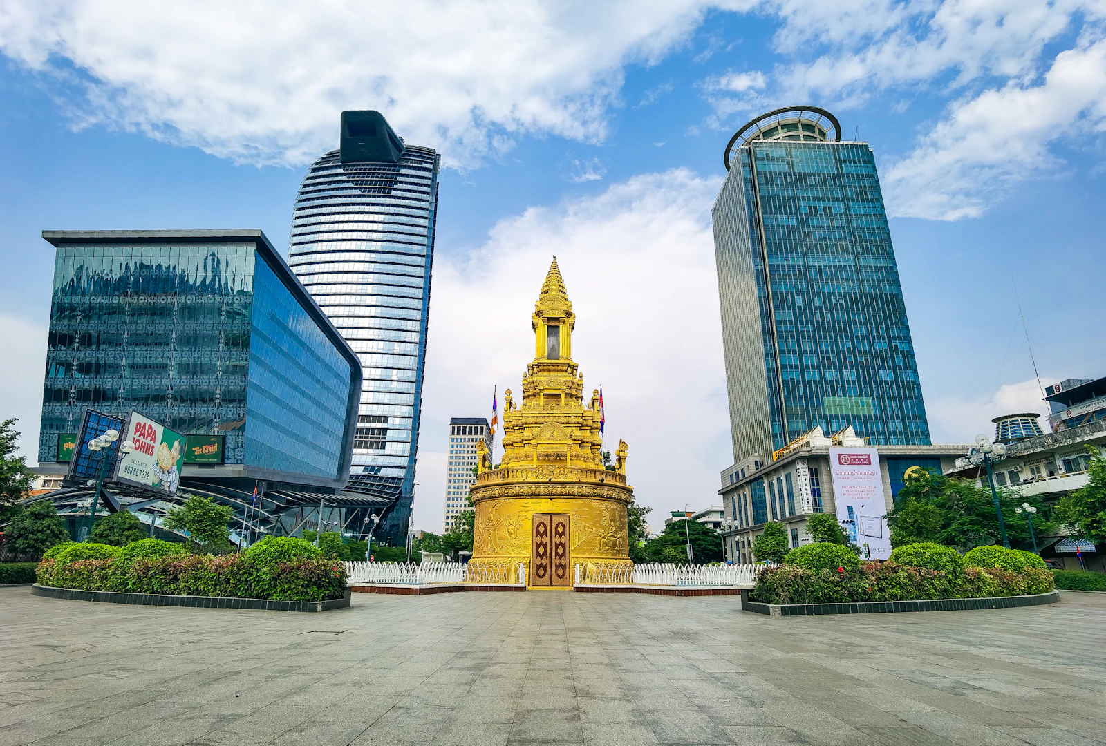 Phnom Penh, Cambodia photo 26 by Thoeun Ratana