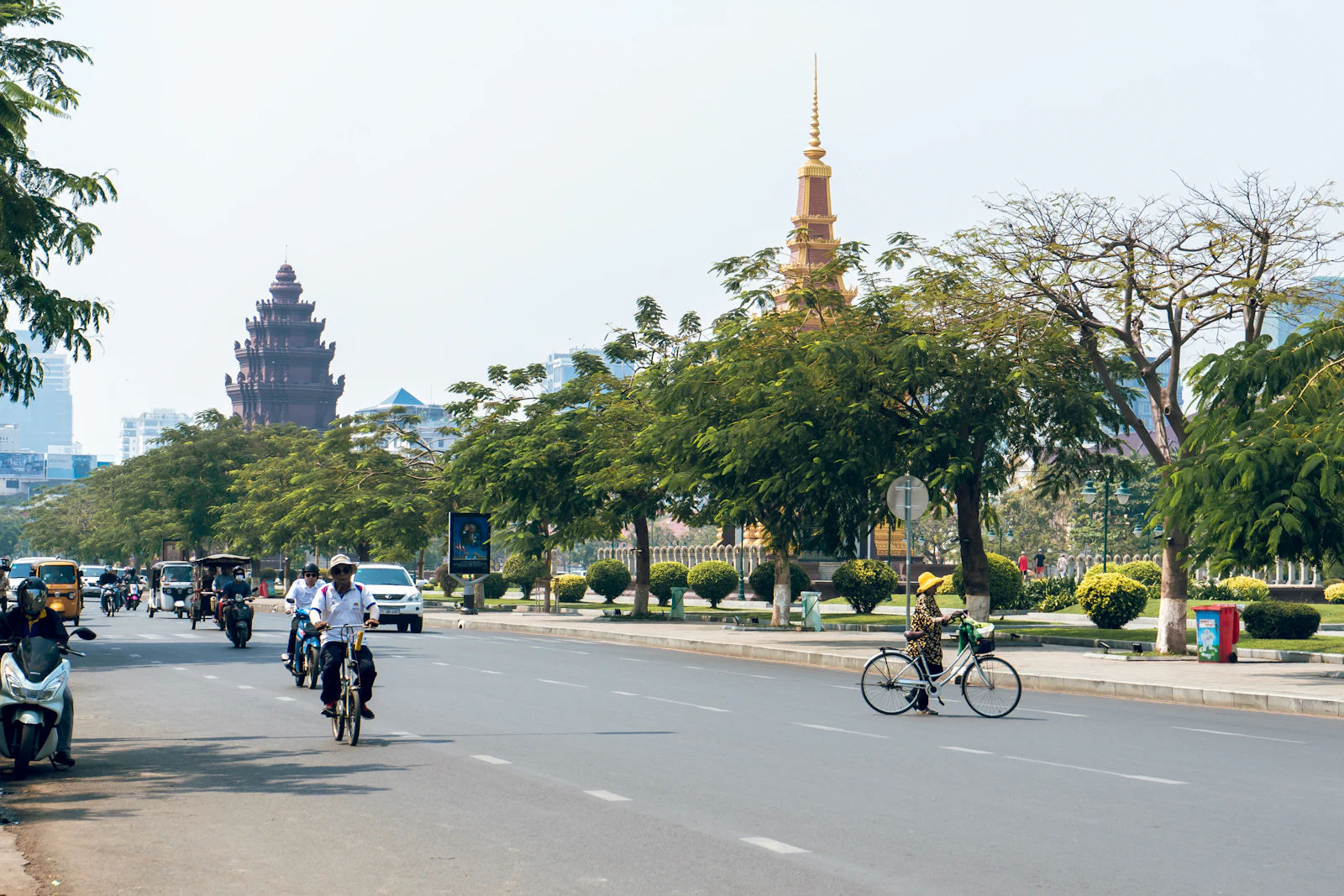 Phnom Penh, Cambodia photo 24 by Pj Go