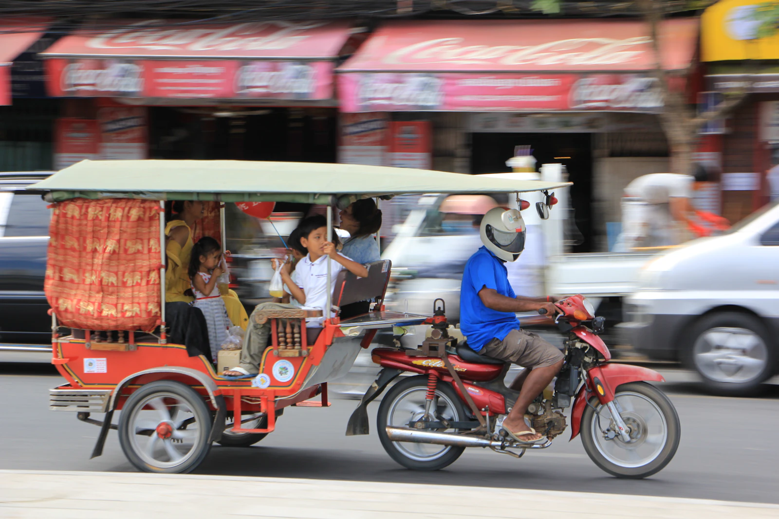 Phnom Penh, Cambodia photo 18 by Sovannkiry Sim