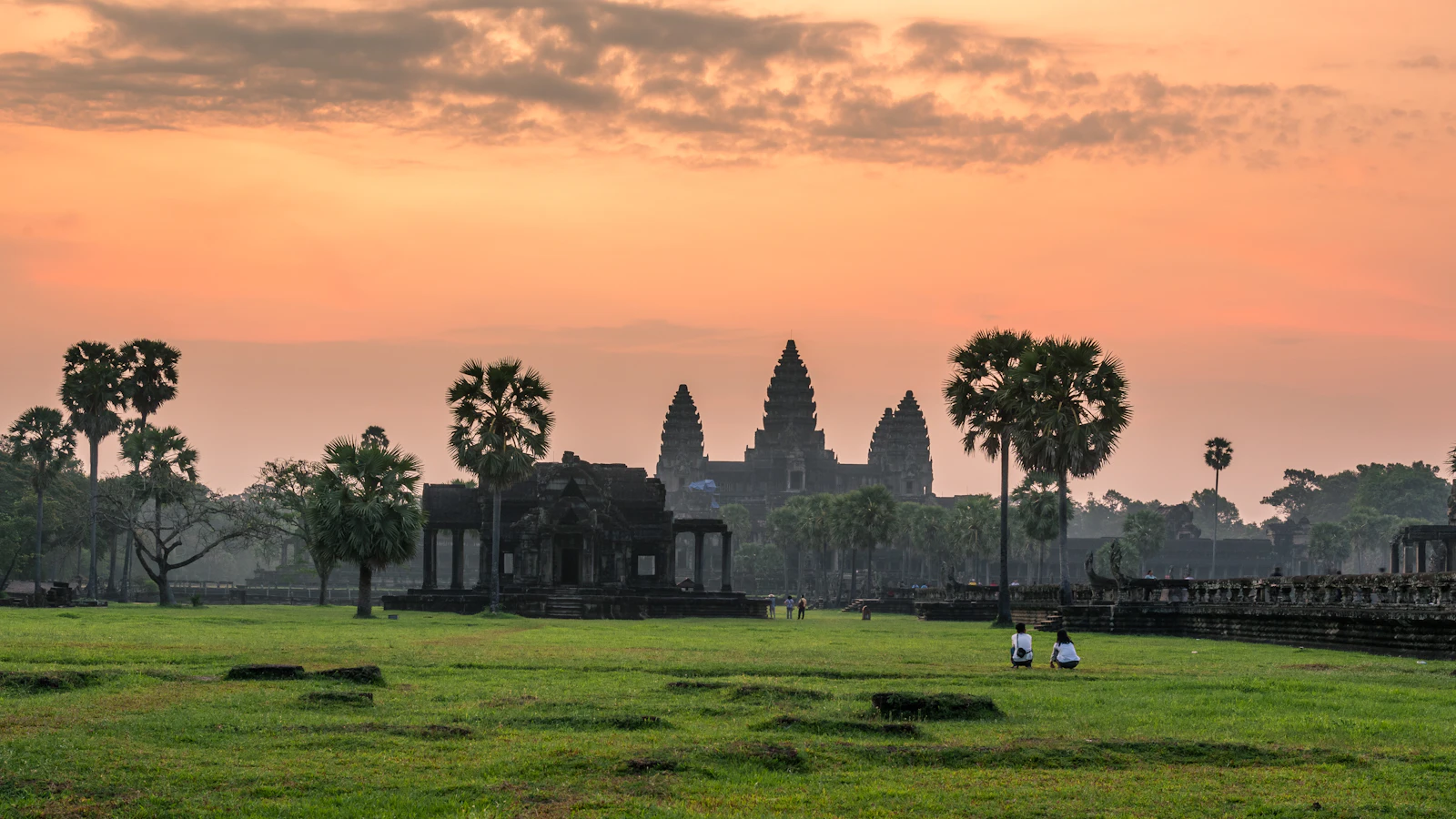Siem Reap, Cambodia photo 12 by Roth Chanvirak