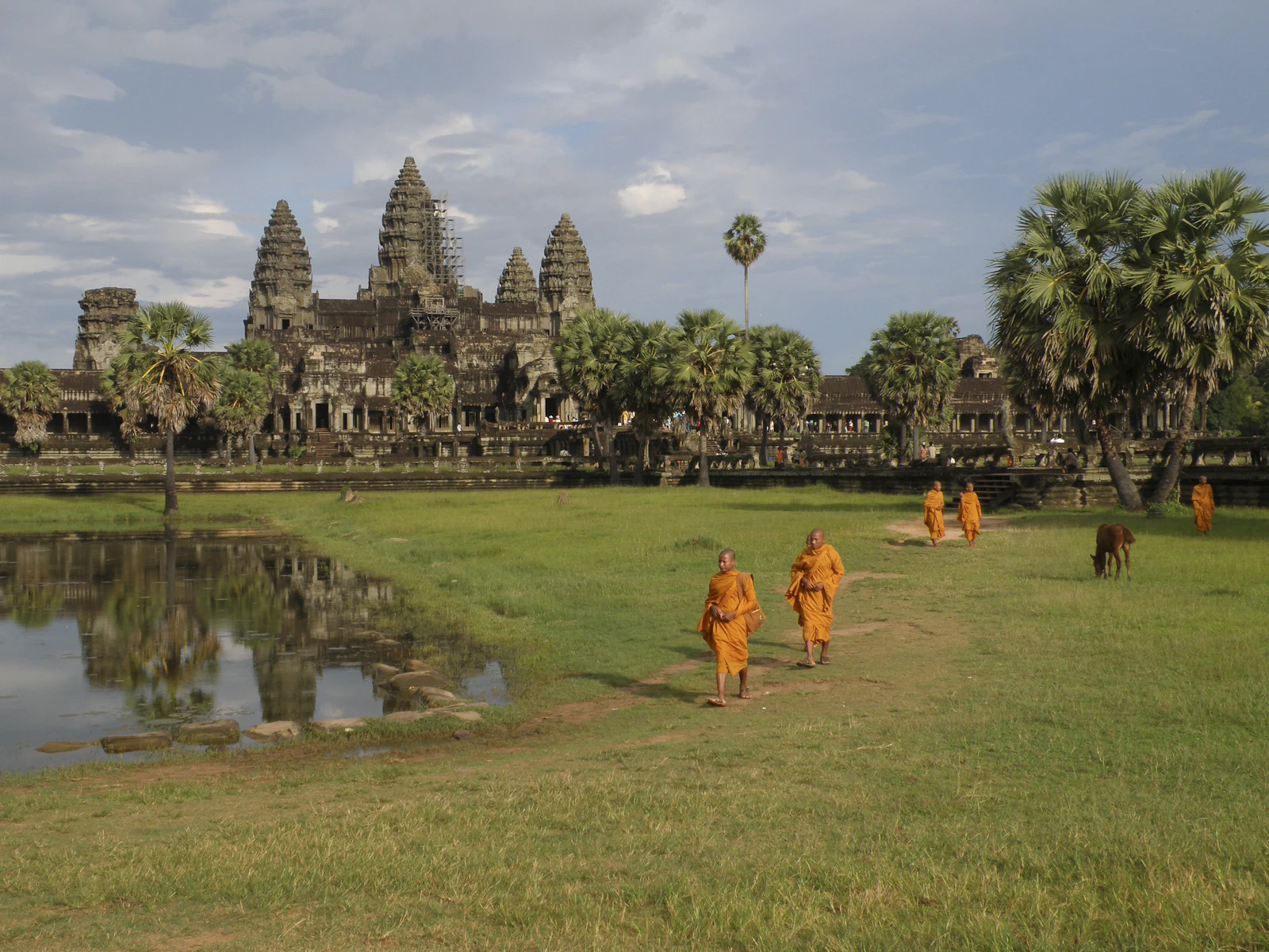 Siem Reap, Cambodia photo 5 by Dick Hoskins