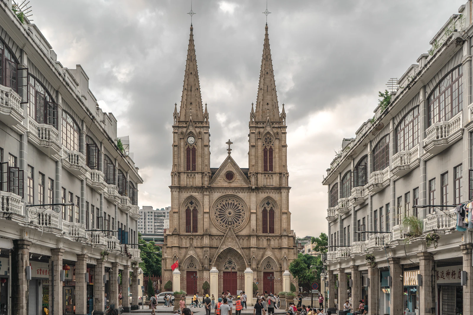 Guangzhou, China photo 17 by Loegunn Lai