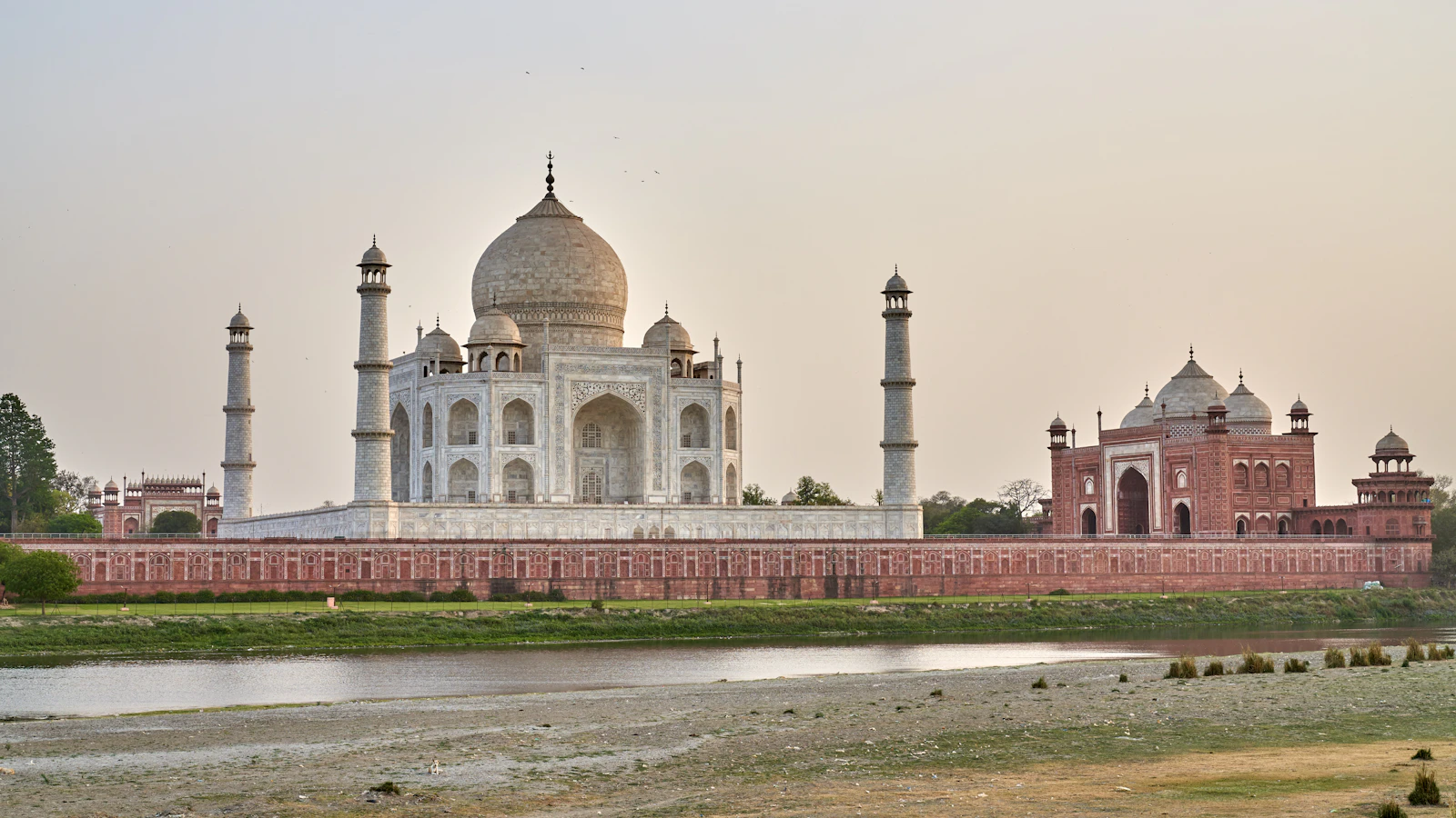 Agra, India photo 15 by Julian Yu