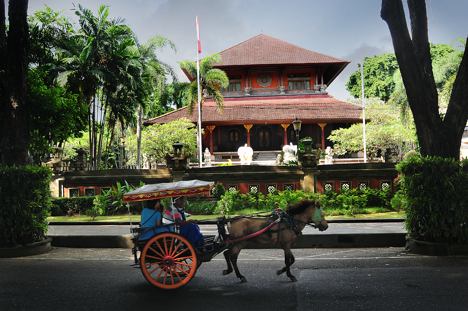 Denpasar, Indonesia photo 3 by I Nyoman Yuda Wirawan