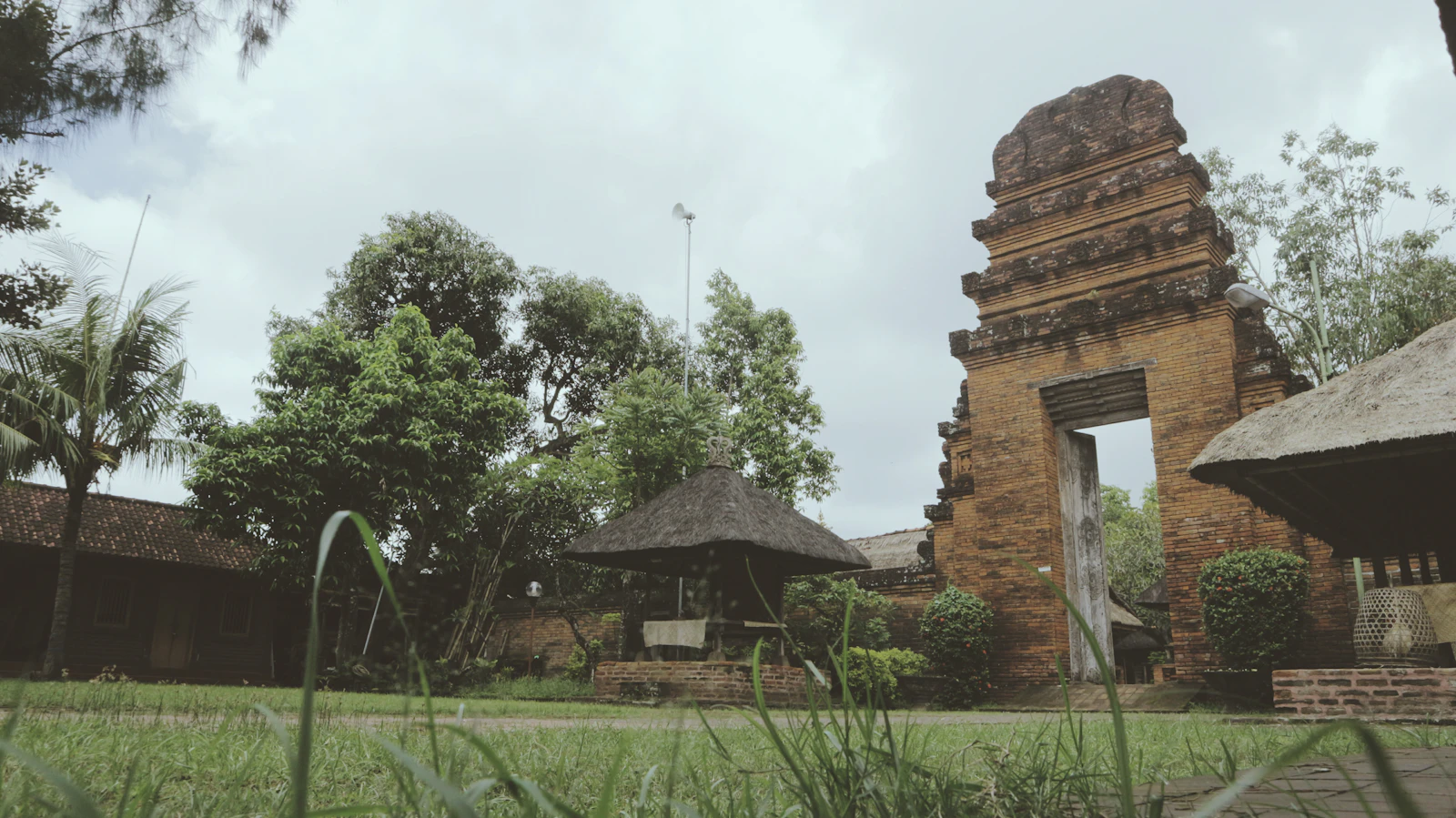 Denpasar, Indonesia photo 10 by I Nyoman Yuda Wirawan