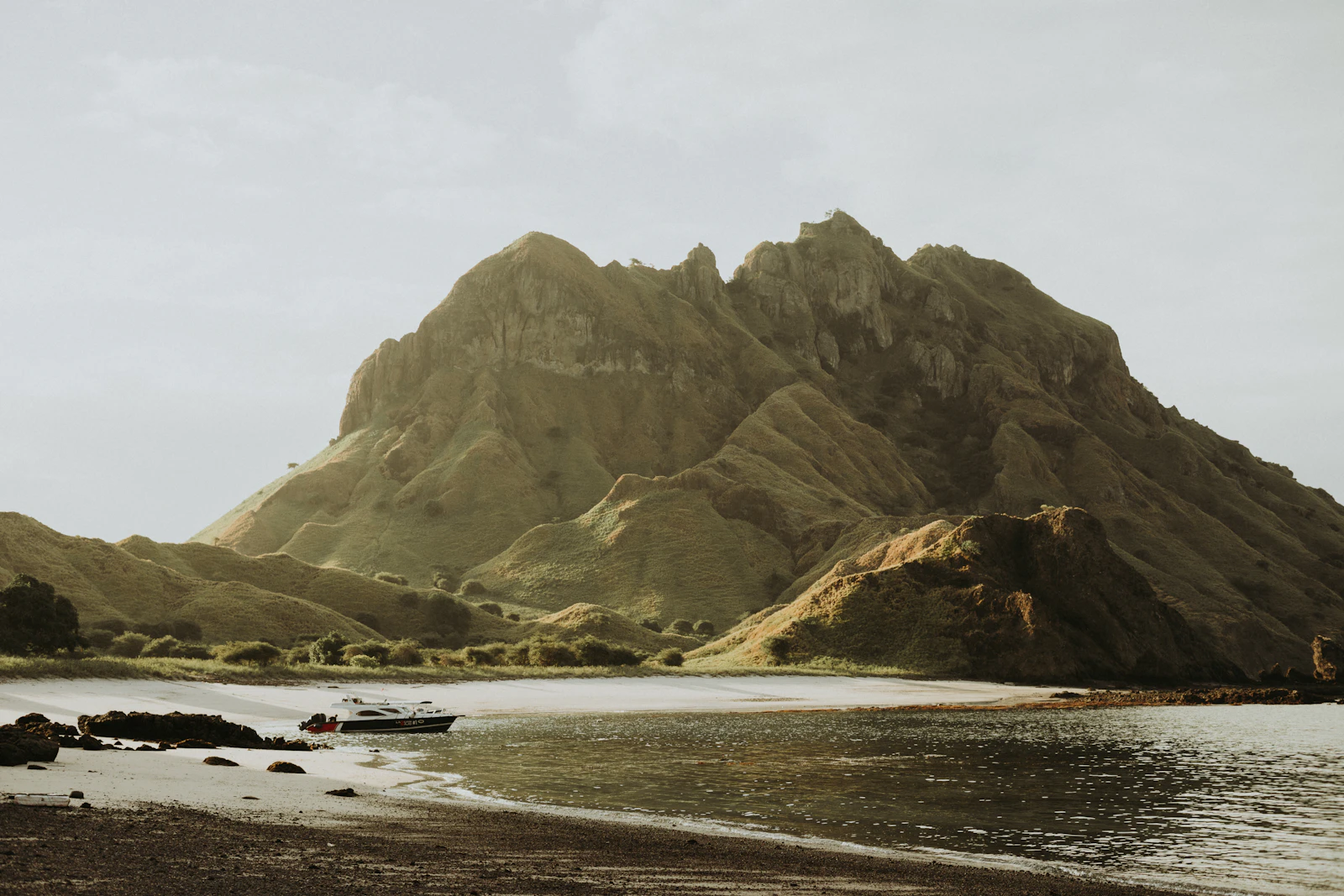 Labuan Bajo, Indonesia photo 9 by Wendy Stevian