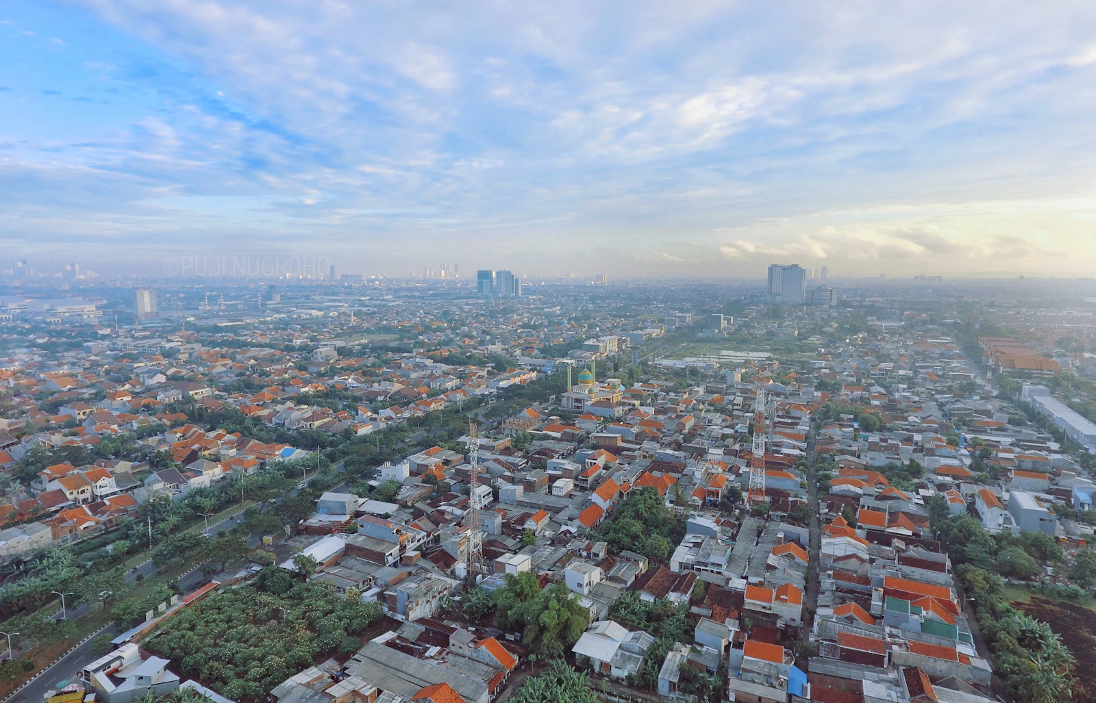 Surabaya, Indonesia photo 2 by Puji Nugroho