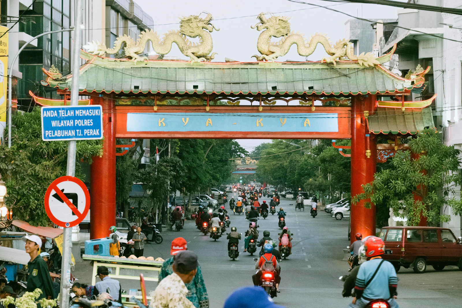 Surabaya, Indonesia photo 3 by riski