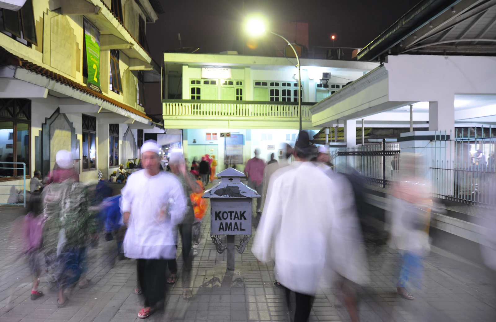 Surabaya, Indonesia photo 14 by Yusuf Hasan