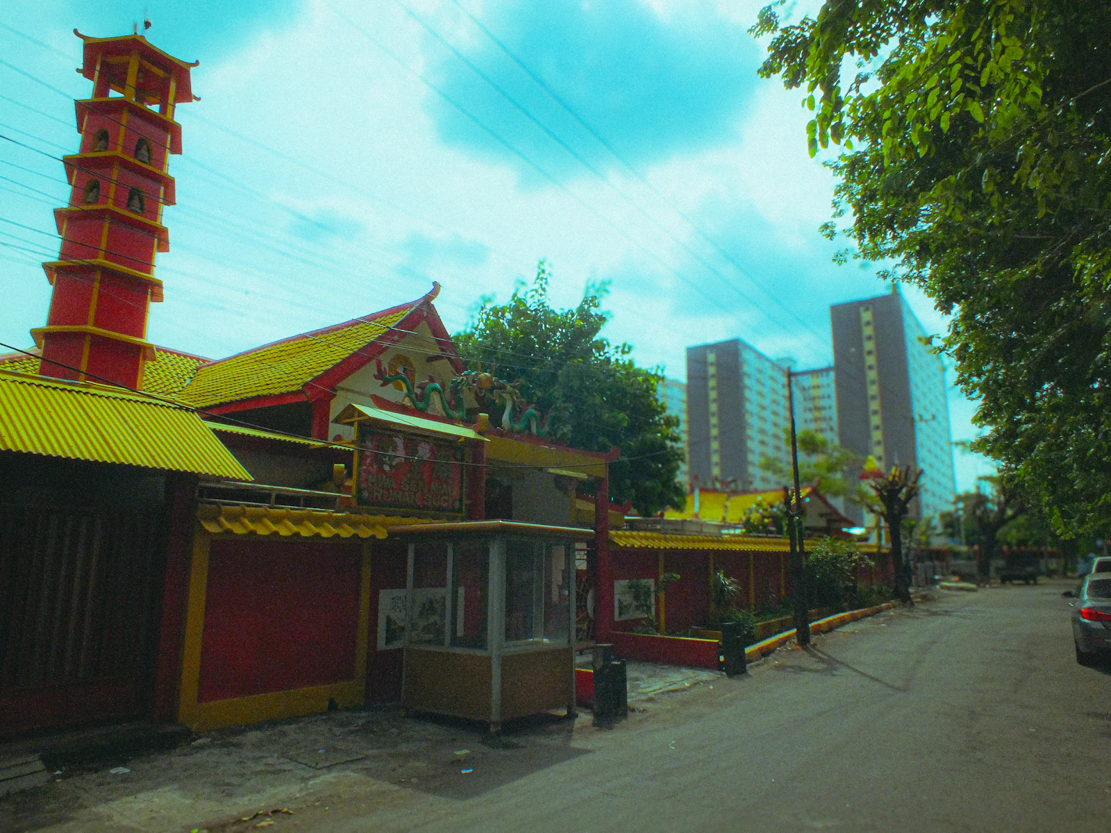 Surabaya, Indonesia photo 23 by Adam Bachmeyer
