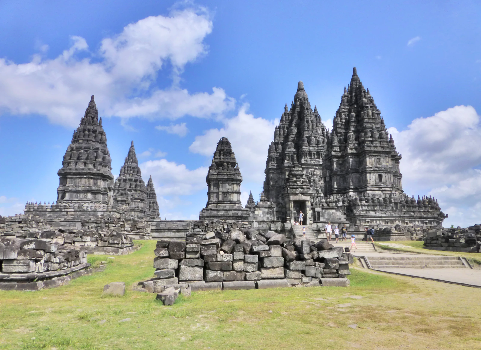 Yogyakarta, Indonesia photo 14 by Edmund Lou