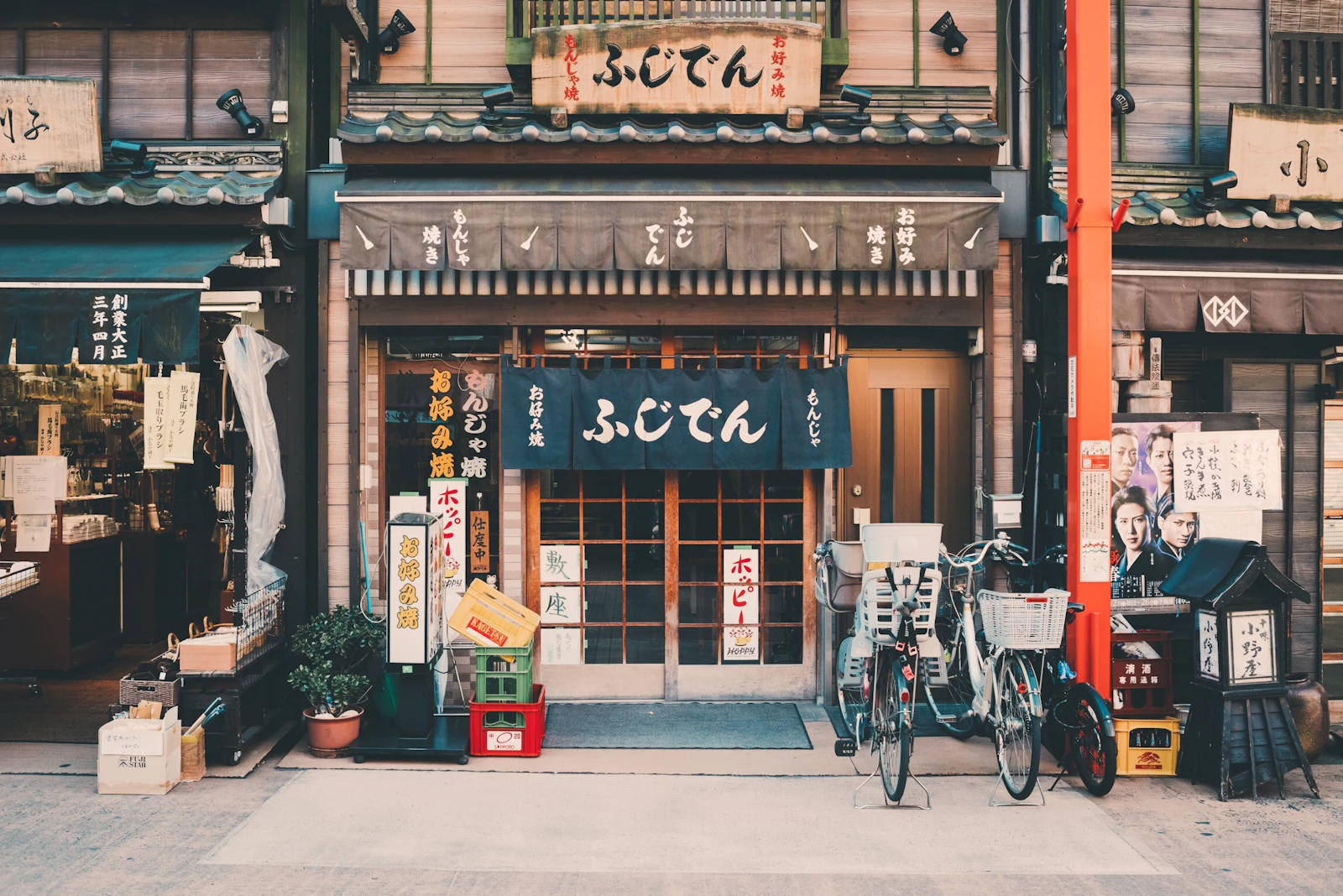 Naha, Japan photo 1 by Clay Banks