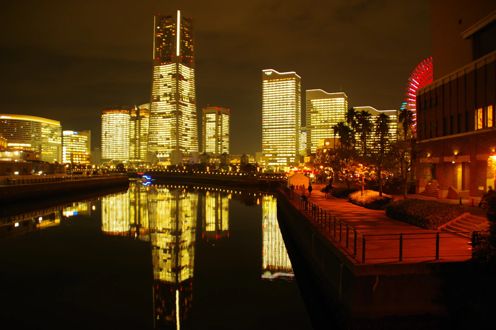Yokohama, Japan photo 29 by Nagatoshi Shimamura