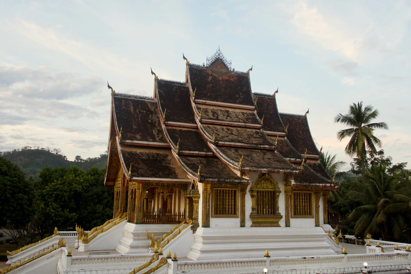 Luang Prabang, Laos photo 22 by chatnarin pramnapan