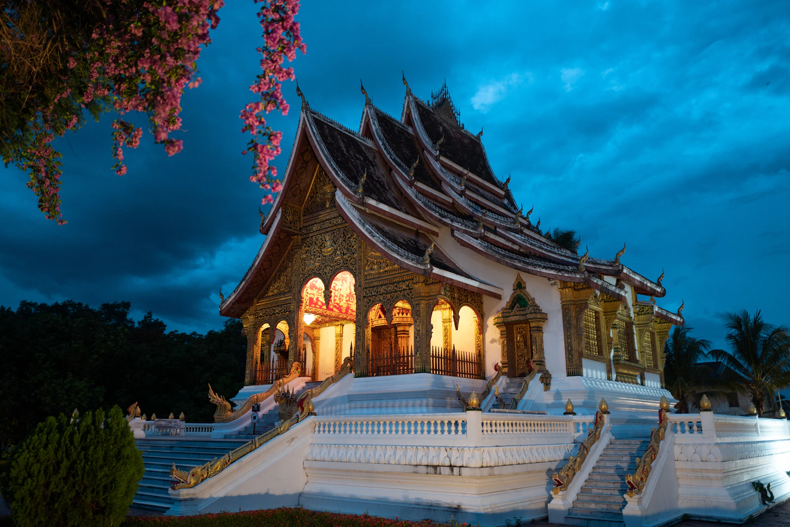 Luang Prabang, Laos photo 2 by Mon Jester