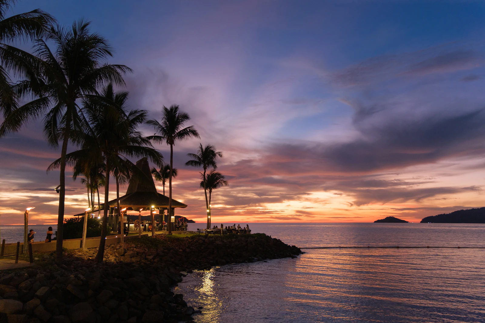 Kota Kinabalu, Malaysia photo 1 by Vincent Chan