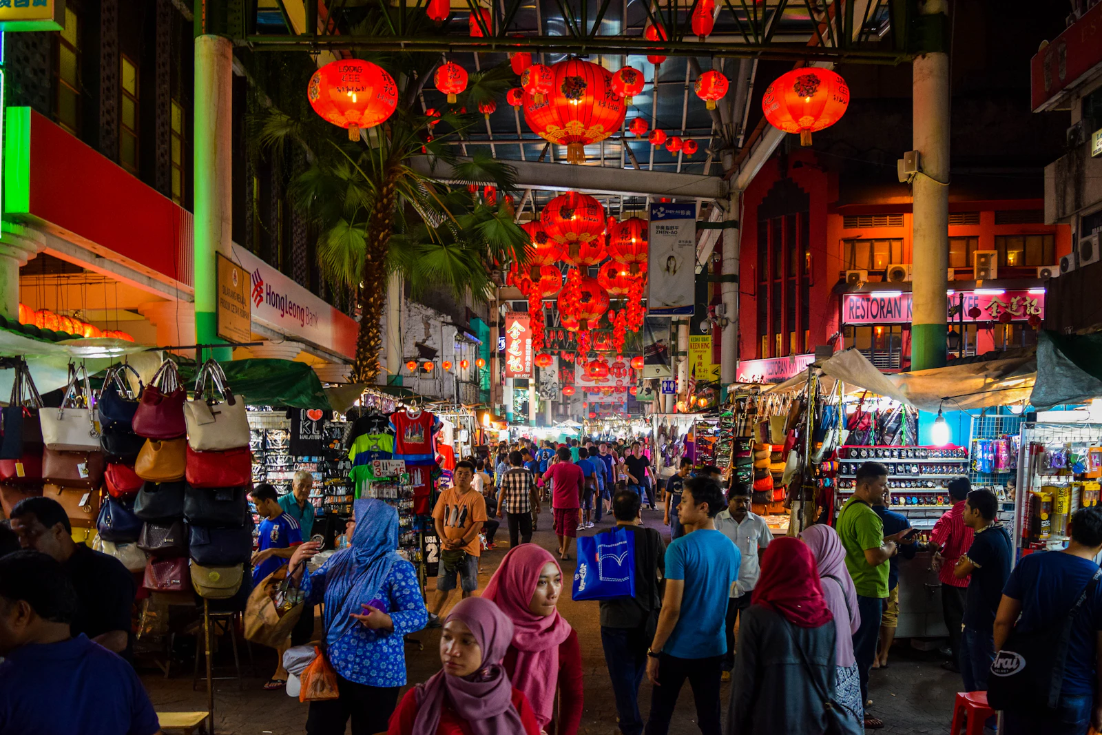 Kuala Lumpur, Malaysia photo 11 by Ravin Rau