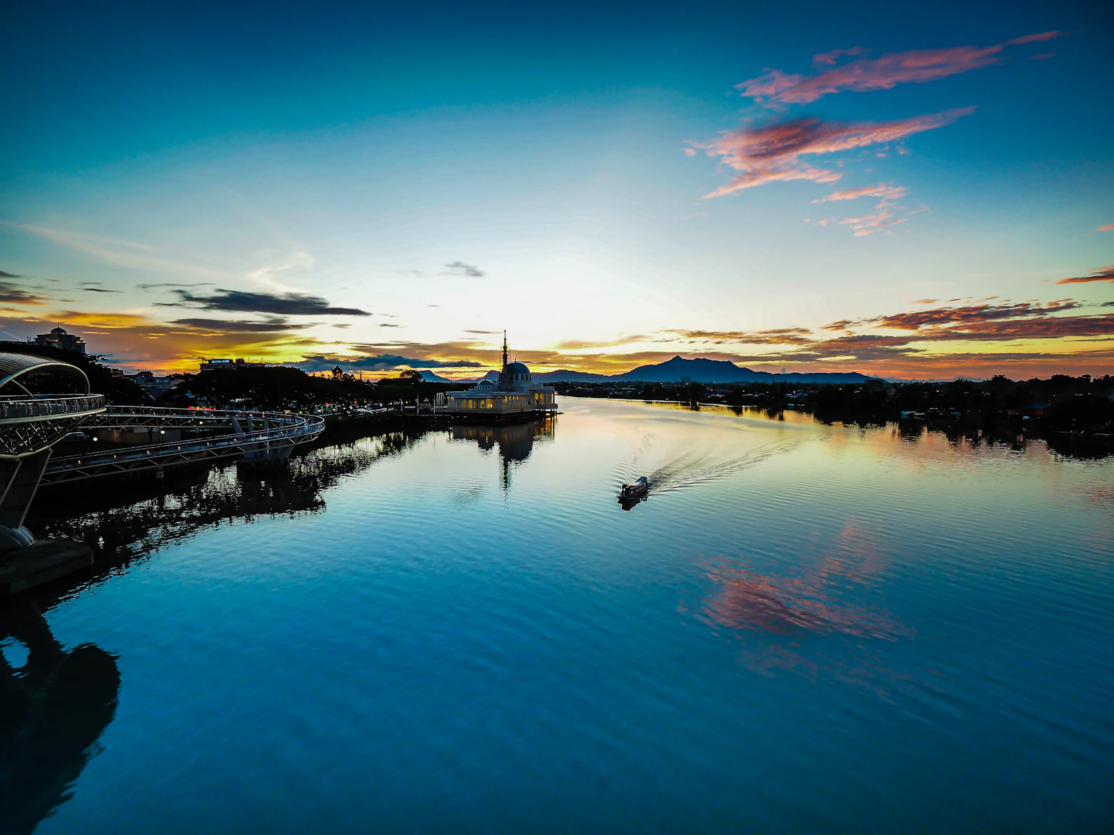 Kuching, Malaysia photo 5 by Ir-One M