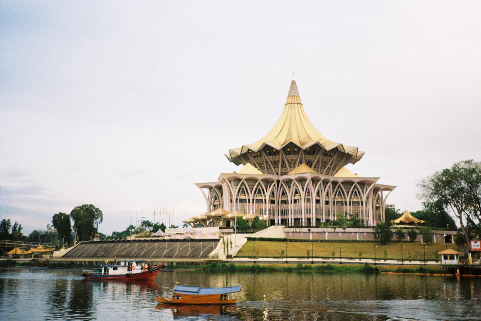 Kuching, Malaysia photo 3 by Cecelia Chang
