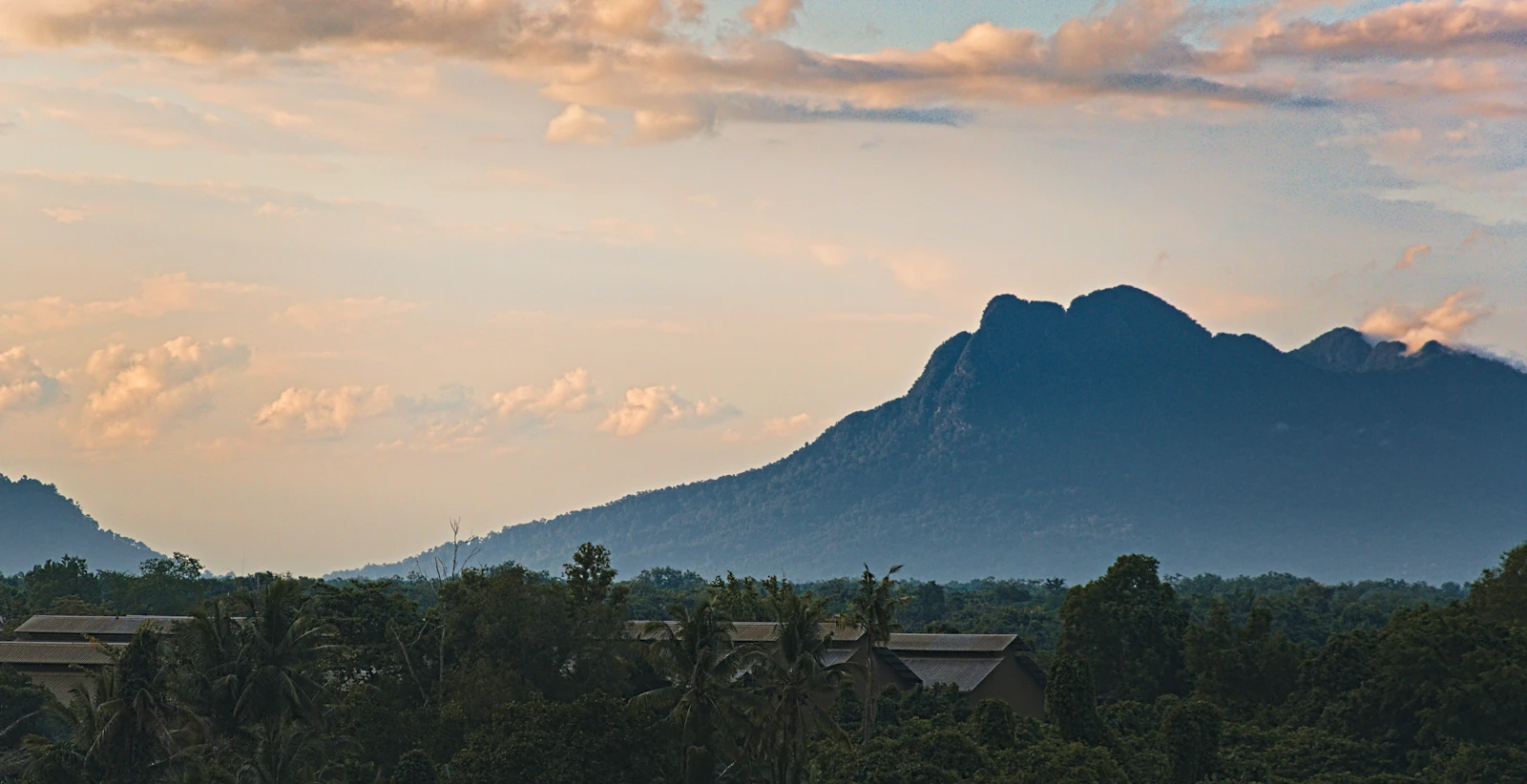 Kuching, Malaysia photo 9 by Samuel Po