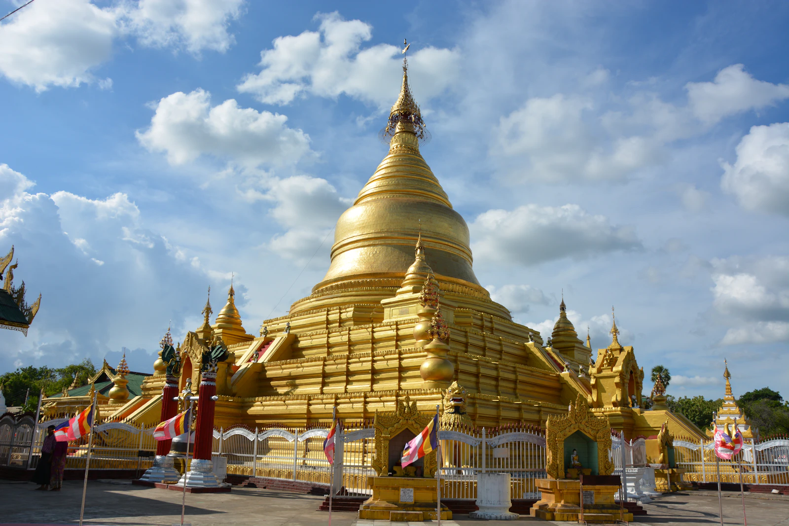 Mandalay, Myanmar photo 6 by Sandip Roy