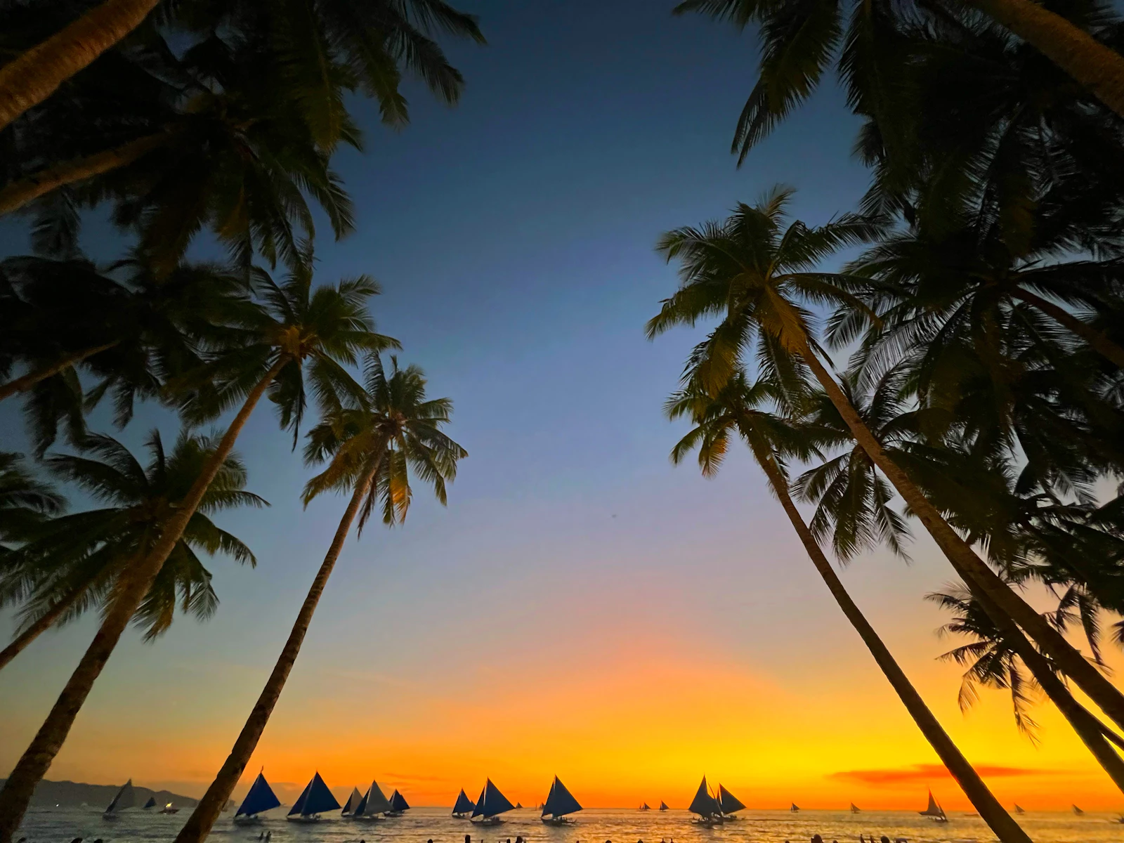 Boracay, Philippines photo 2 by Edward Ang
