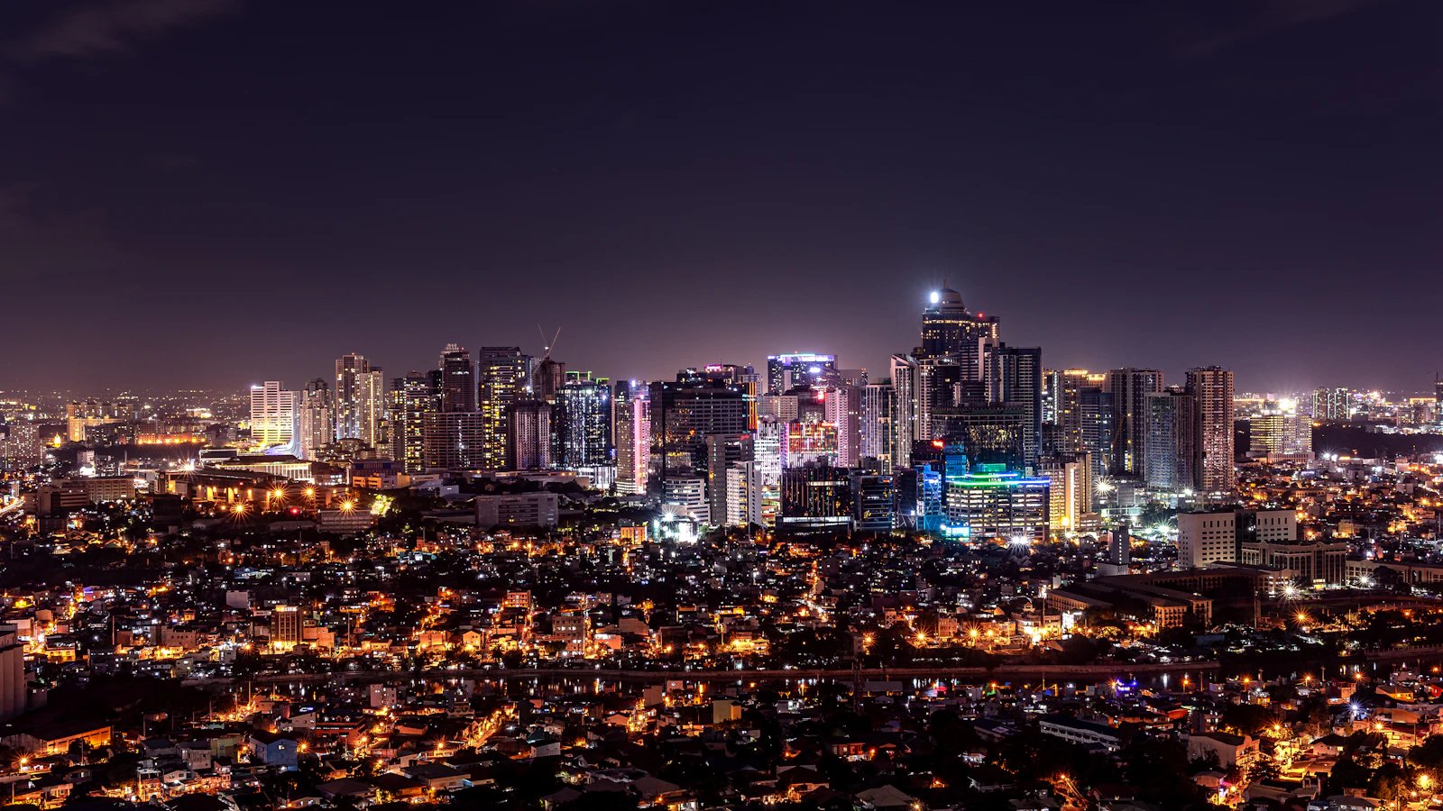Manila, Philippines photo 1 by Sean Yoro