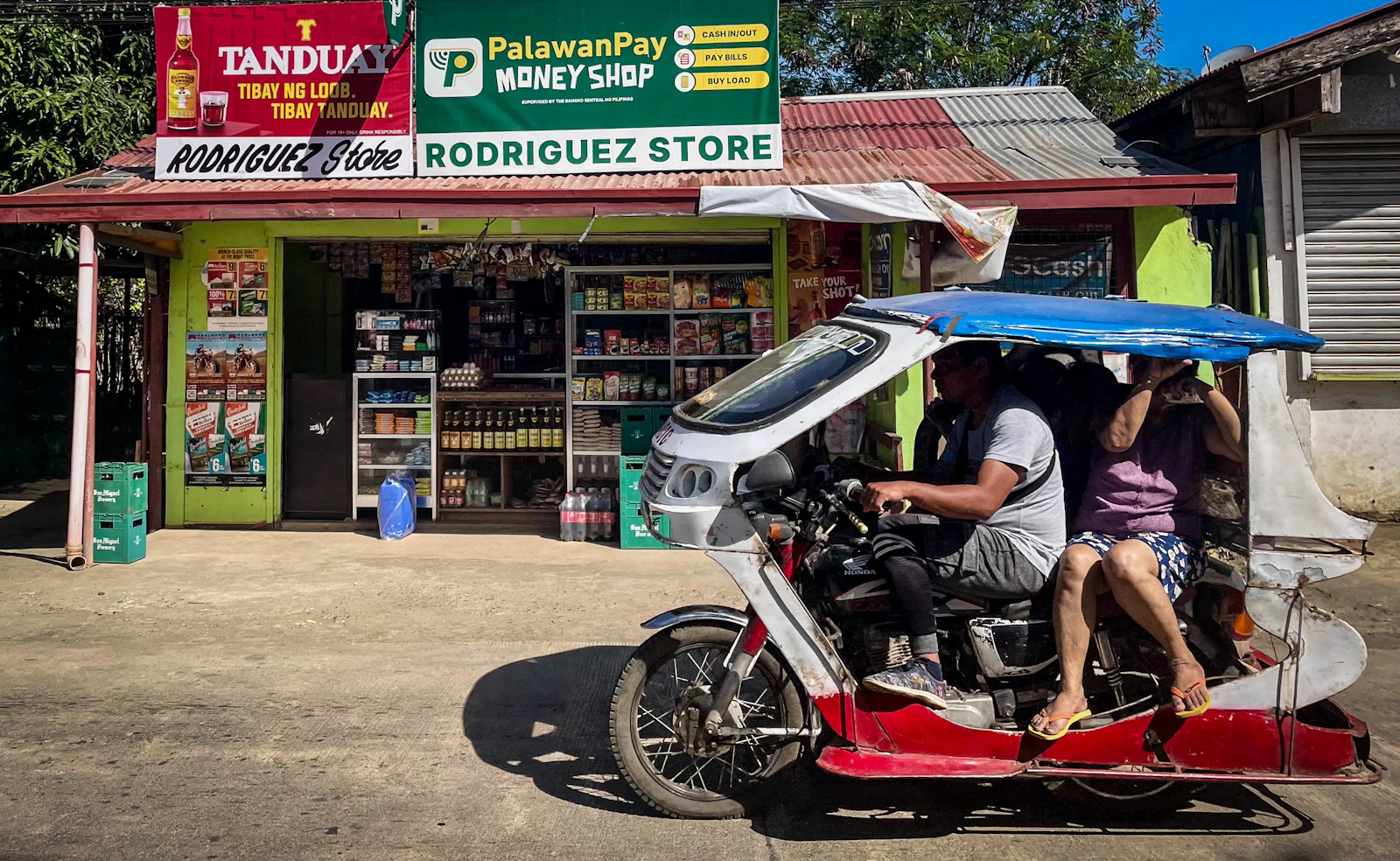 Puerto Princesa, Philippines photo 8 by Bernd 📷 Dittrich