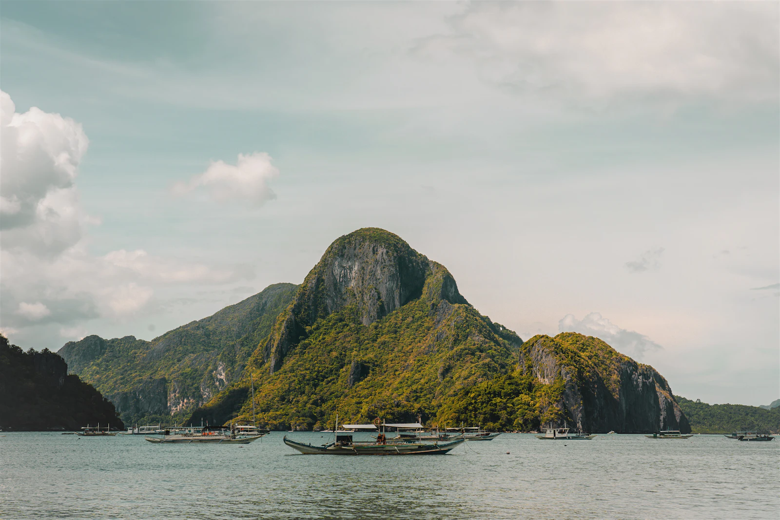 Puerto Princesa, Philippines photo 30 by Matthew Stephenson