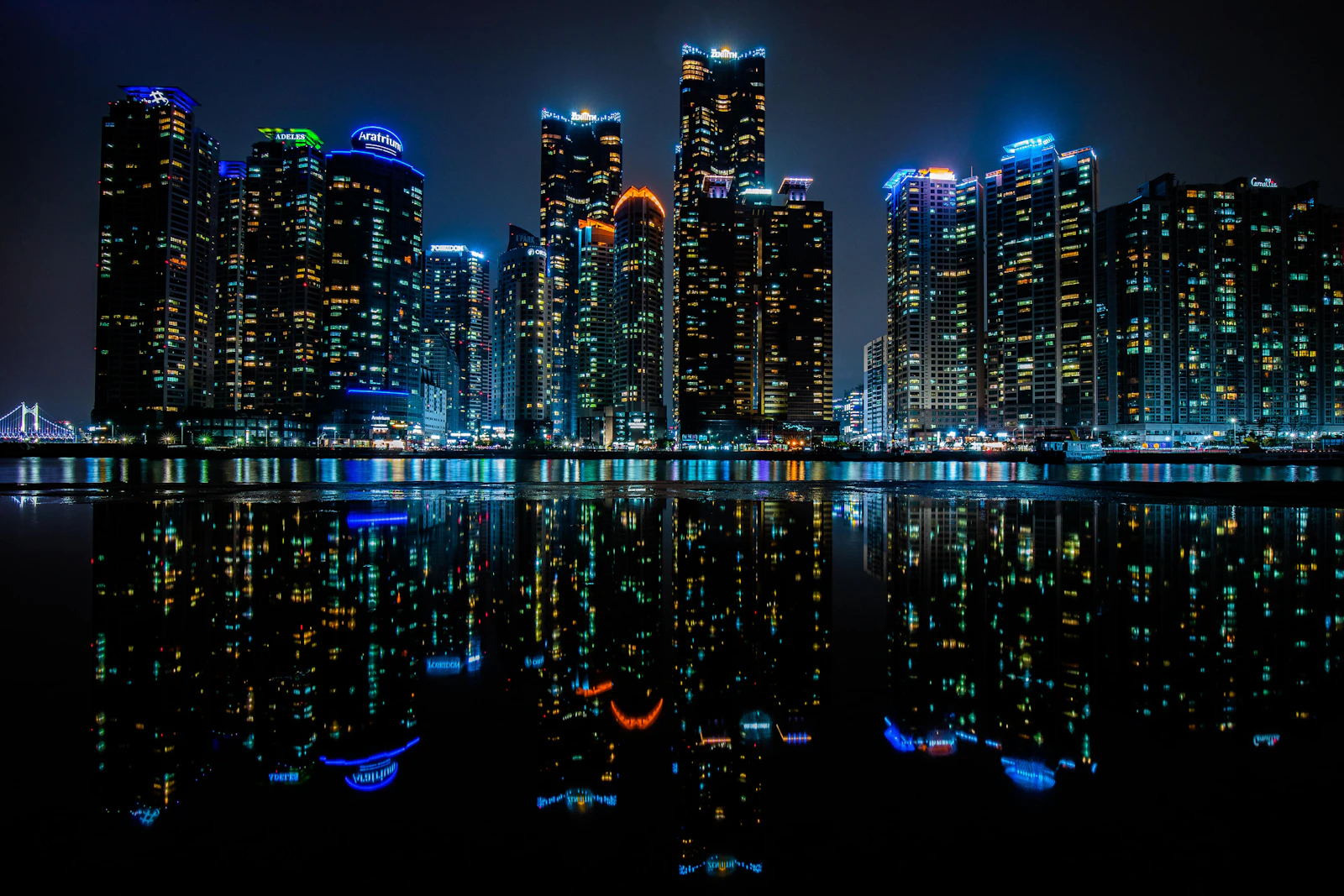 Busan, South Korea photo 27 by Ryoo Geon Uk