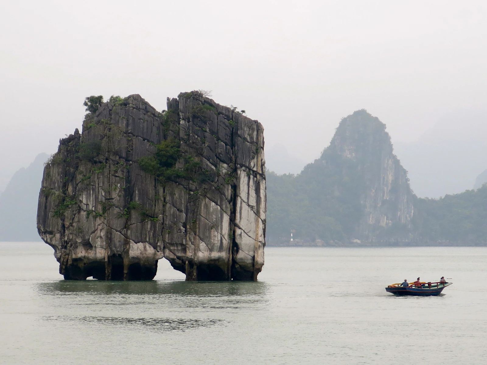 Ha Long, Vietnam photo 29 by Maya Bialik