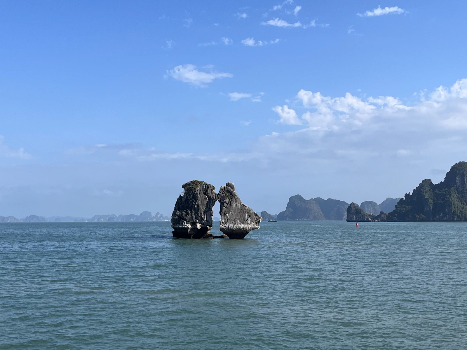 Ha Long, Vietnam photo 13 by e~ lane