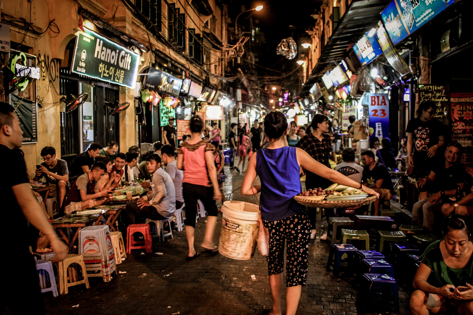 Hanoi, Vietnam photo 11 by Frida Aguilar Estrada