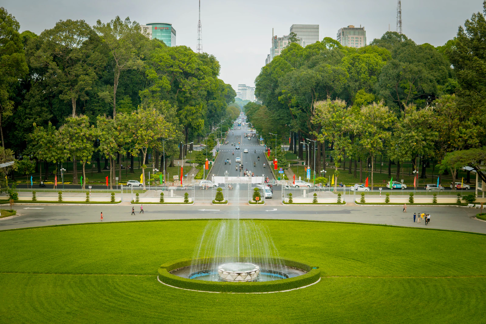 Ho Chi Minh City, Vietnam photo 16 by Ryan Hoang