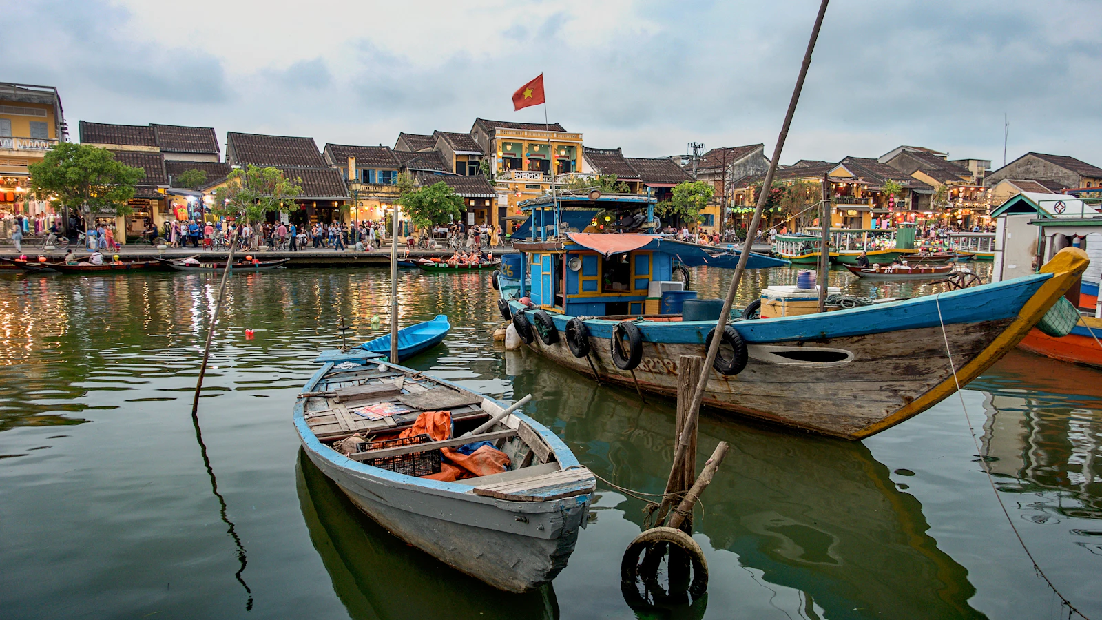 Hoi An, Vietnam photo 22 by Peter Borter