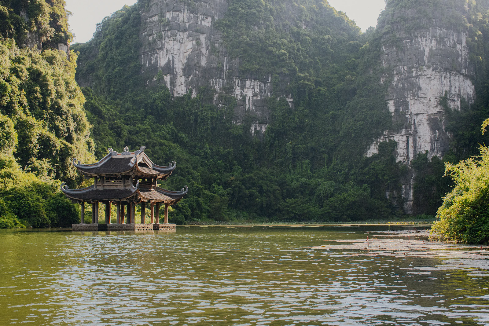 Hue, Vietnam photo 14 by Jean-Baptiste NORE