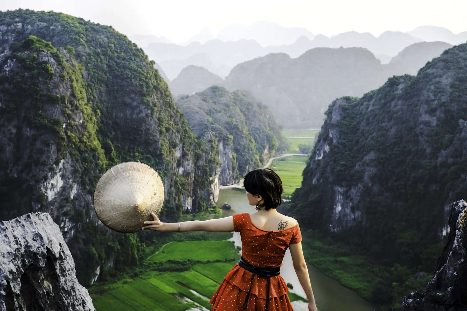 Hue, Vietnam photo 28 by Fuu J