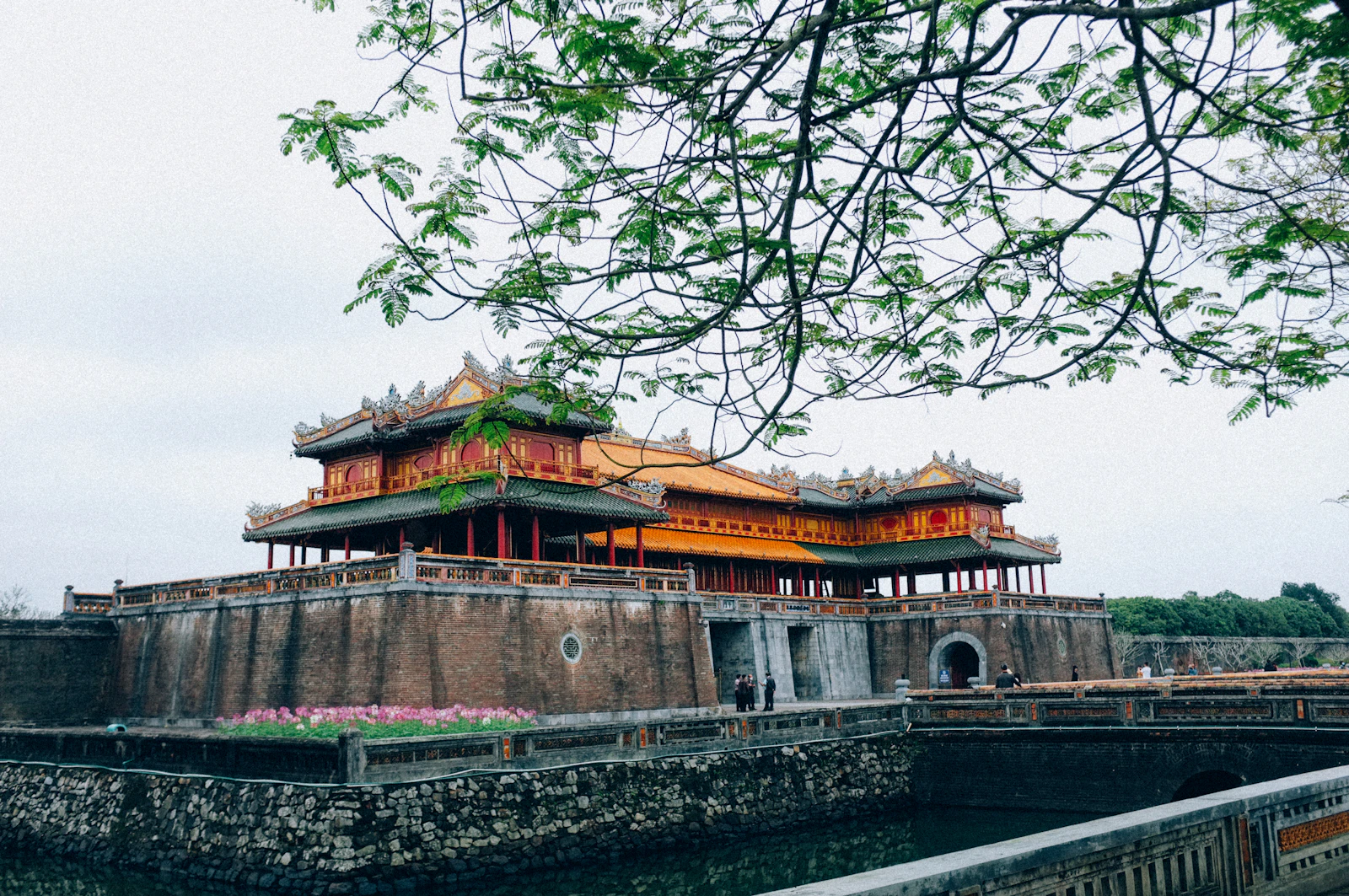 Hue, Vietnam photo 9 by Hau Nguyen