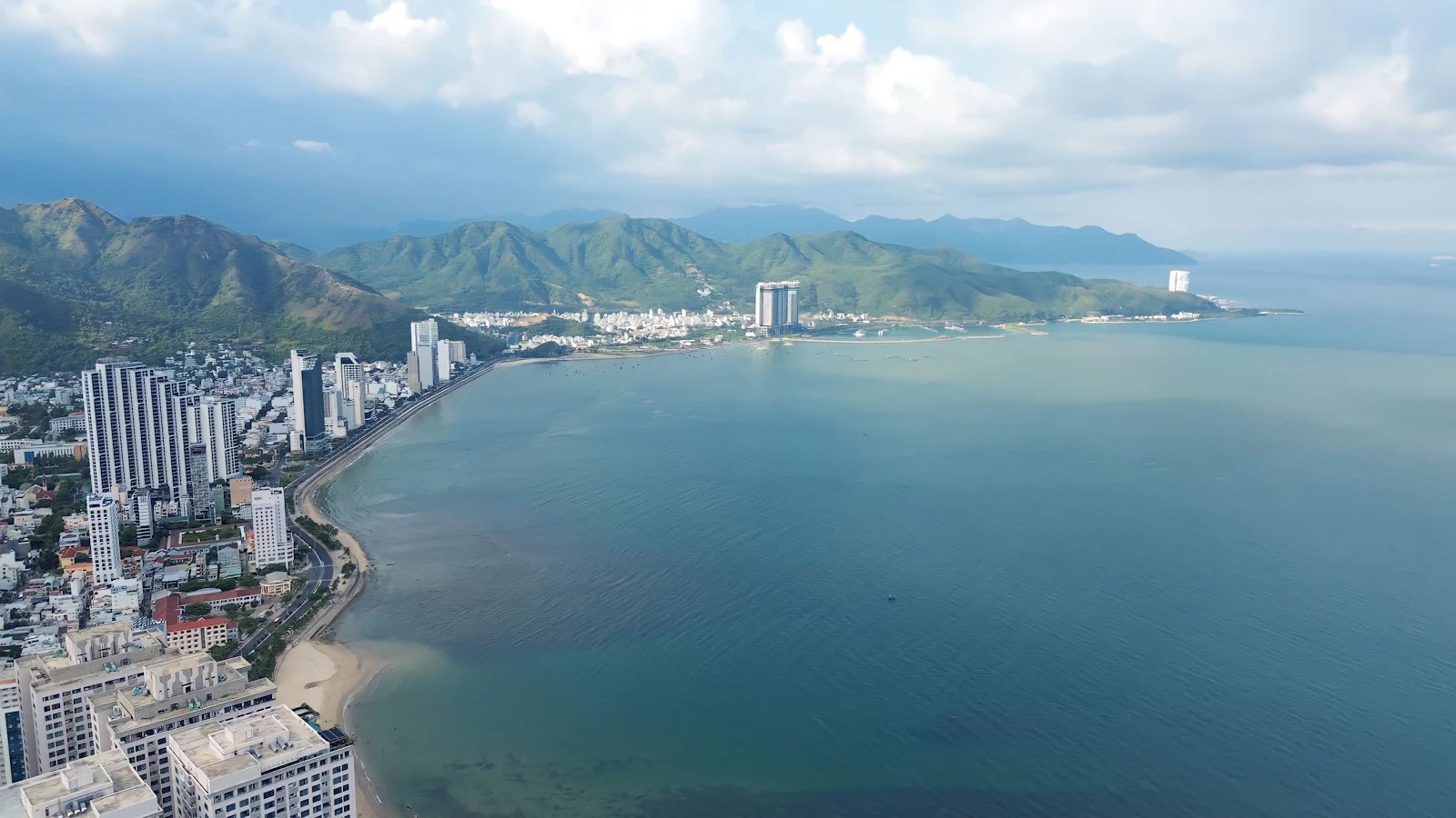 Nha Trang, Vietnam photo 9 by Steven Le