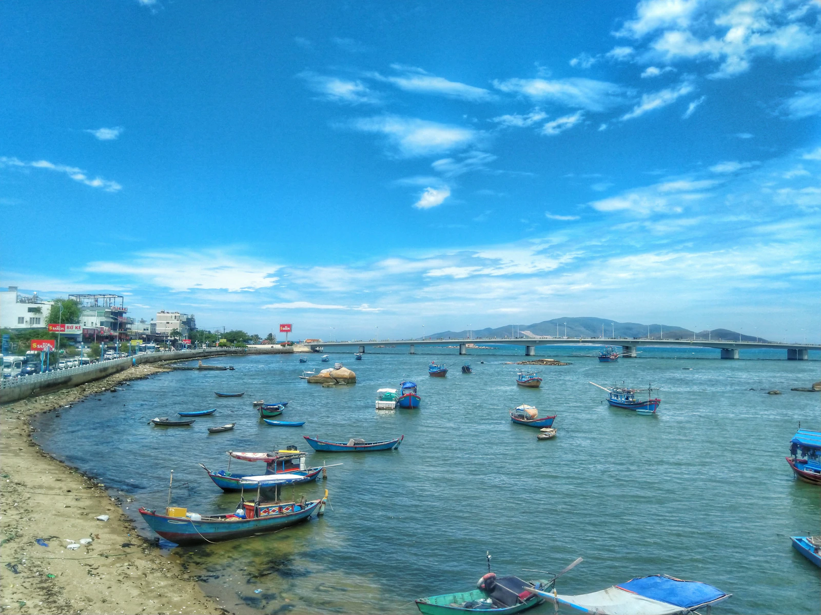 Nha Trang, Vietnam photo 15 by Đại Lộc Nguyễn Hữu