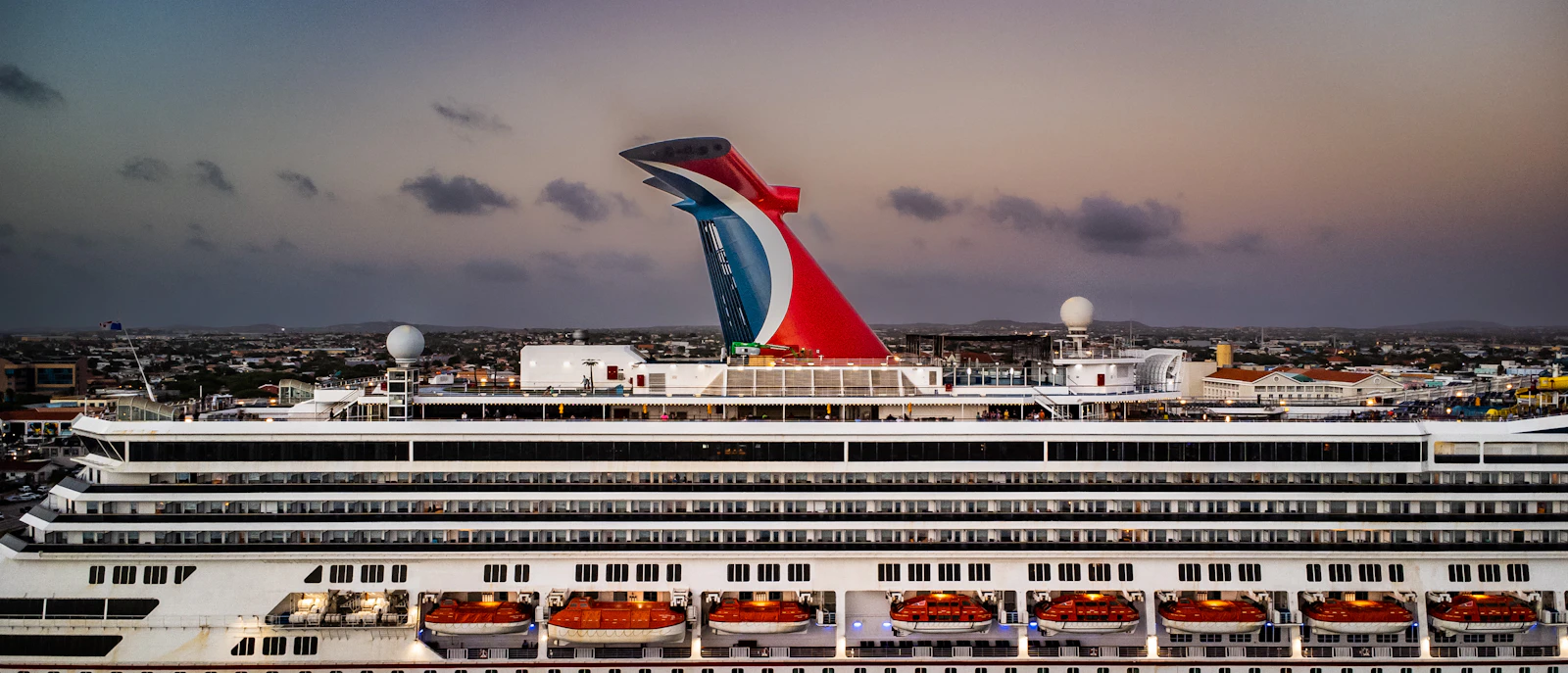 Oranjestad, Aruba photo 7 by CREATIVITYMEDIA VERSHKA