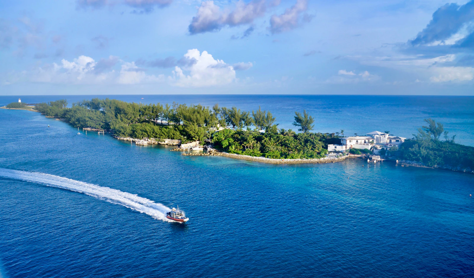 Nassau, Bahamas photo 3 by Renato Marzan