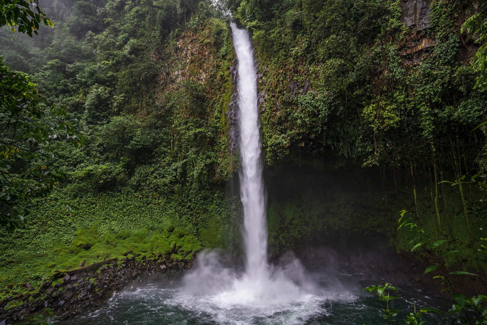 La Fortuna, Costa Rica photo 8 by J. Amill Santiago