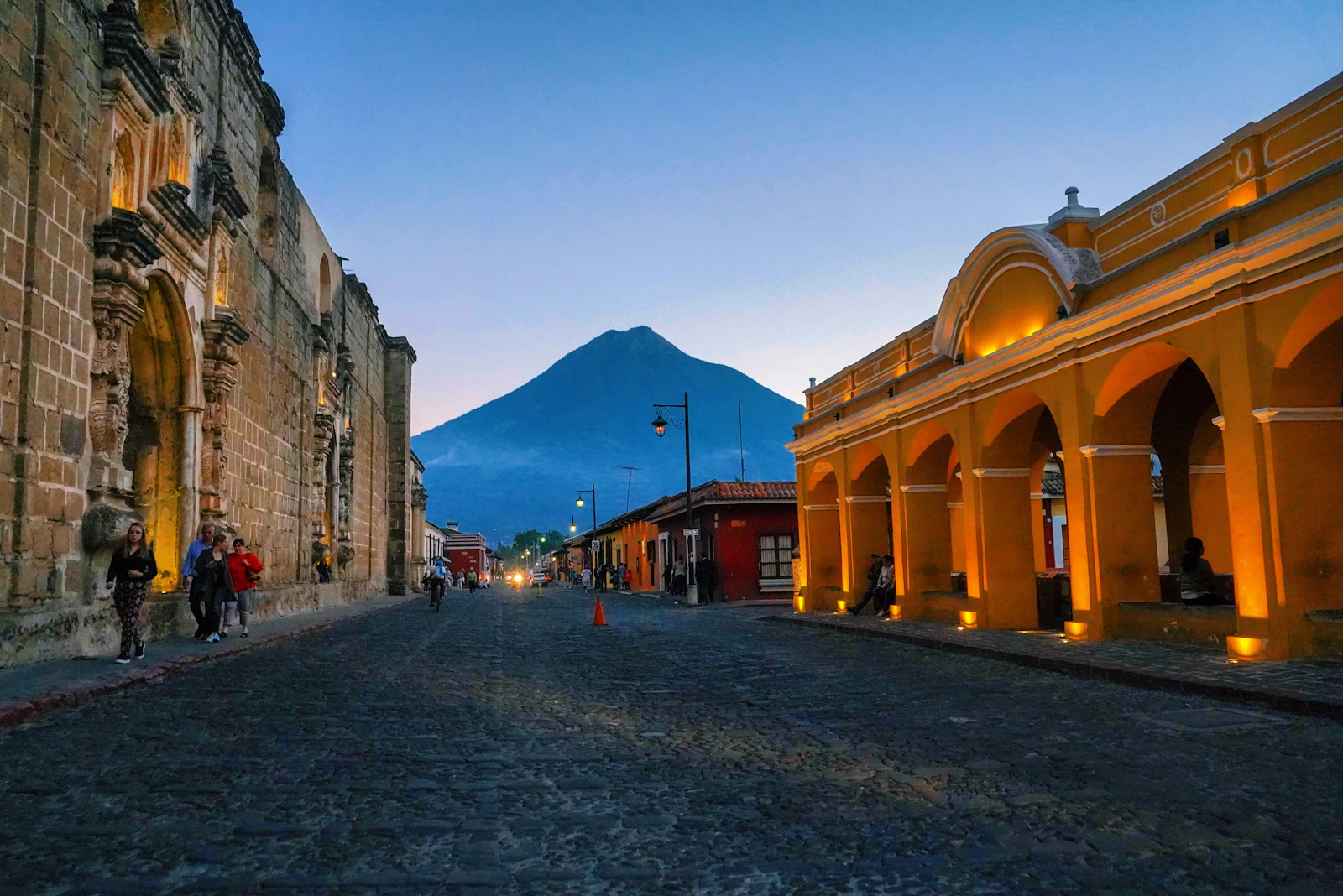 Antigua, Guatemala photo 2 by Clovis Castaneda