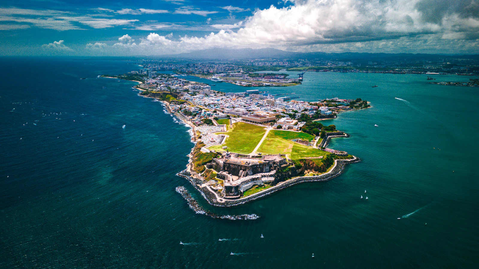 San Juan, Puerto Rico photo 14 by Nils Huenerfuerst