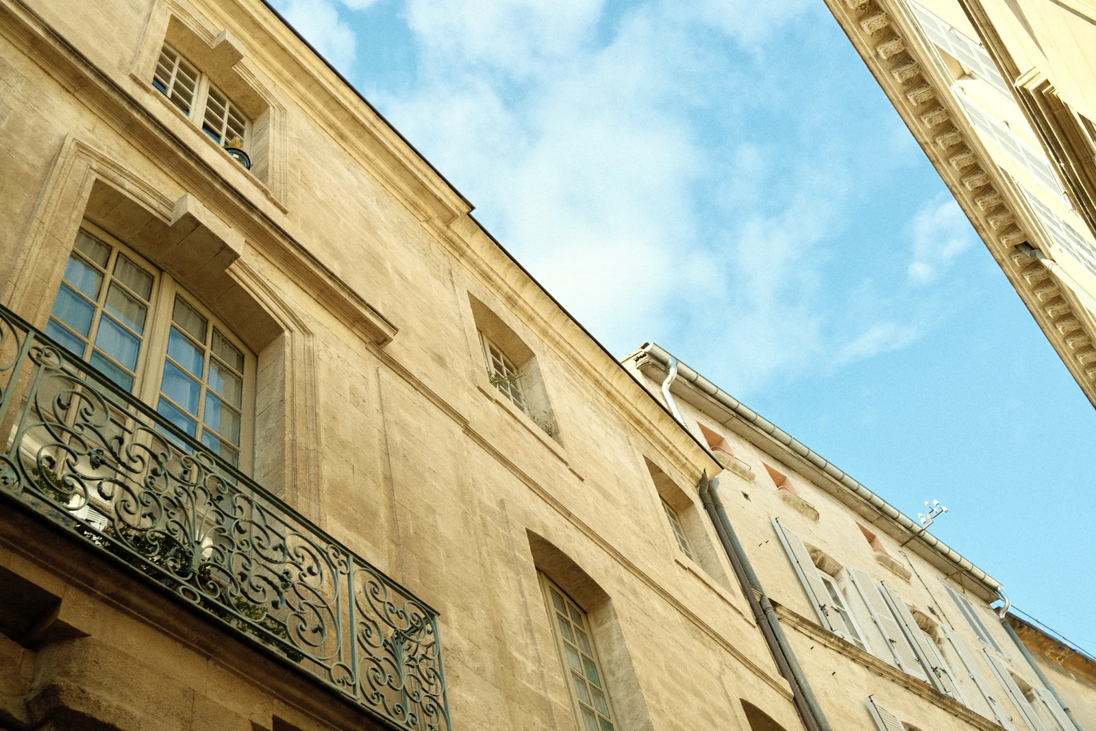 Avignon, France photo 28 by Hugo Douchet